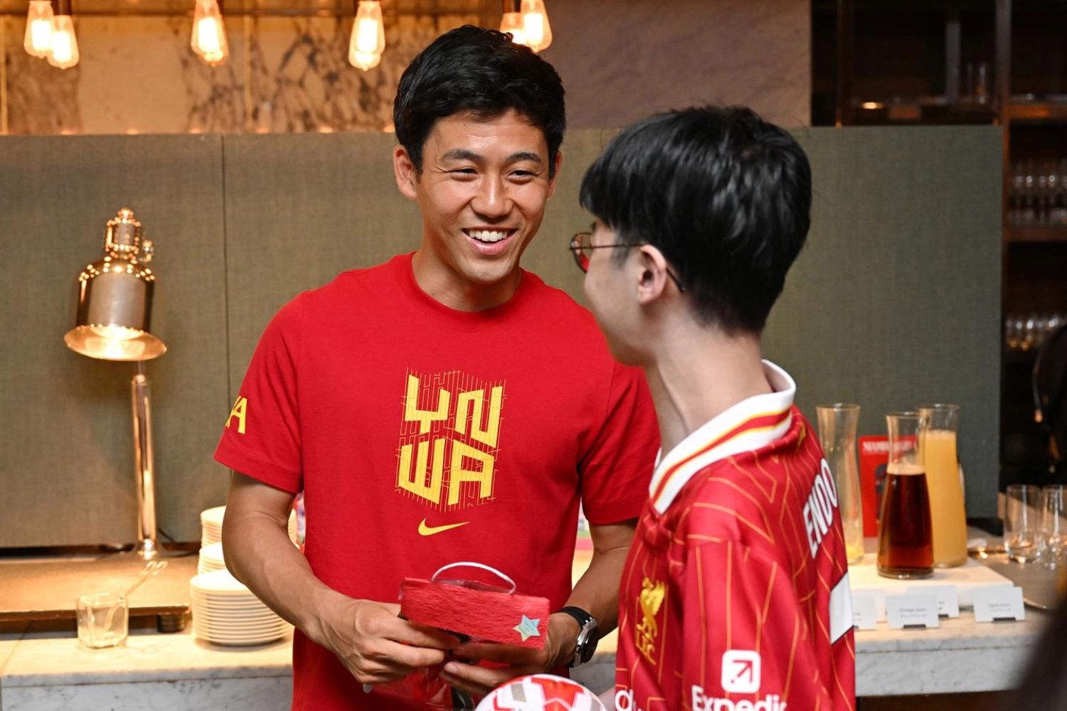 Wataru Endo meets fans in Japan