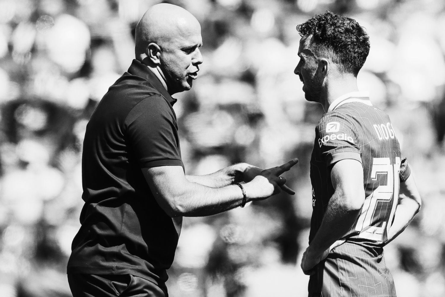 Diogo Jota and Arne Slot