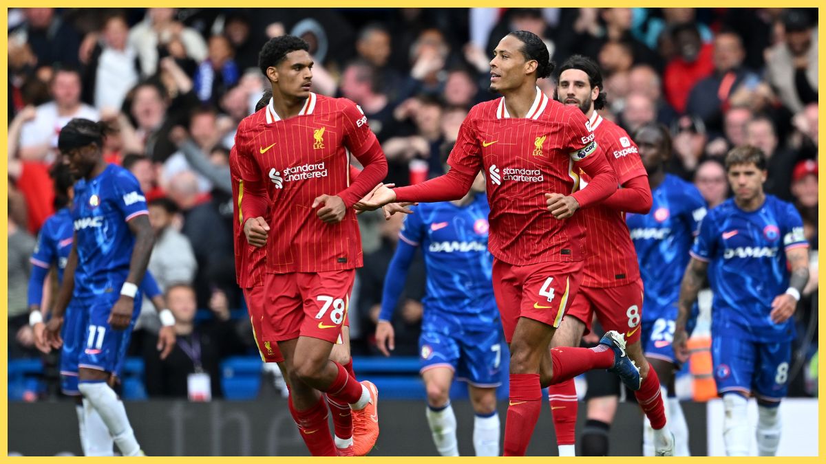 Jarell Quansah celebrates with Virgil van Dijk