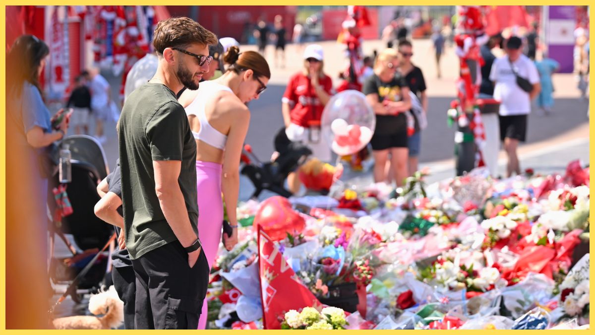 Adam Lallana lays tributes at Anfield for Diogo Jota