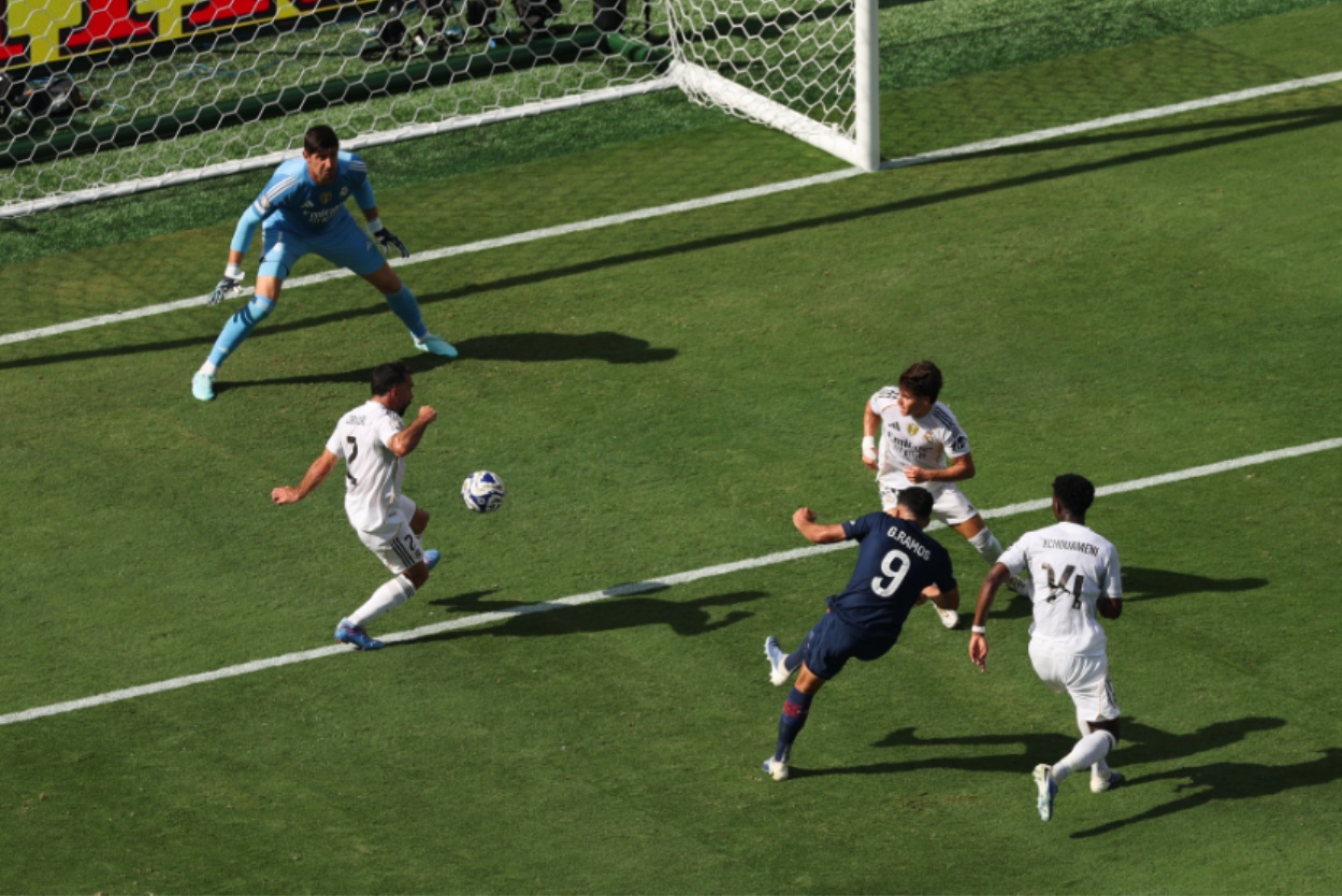 Goncalo Ramos replicates Jota celebration as PSG rout Real Madrid