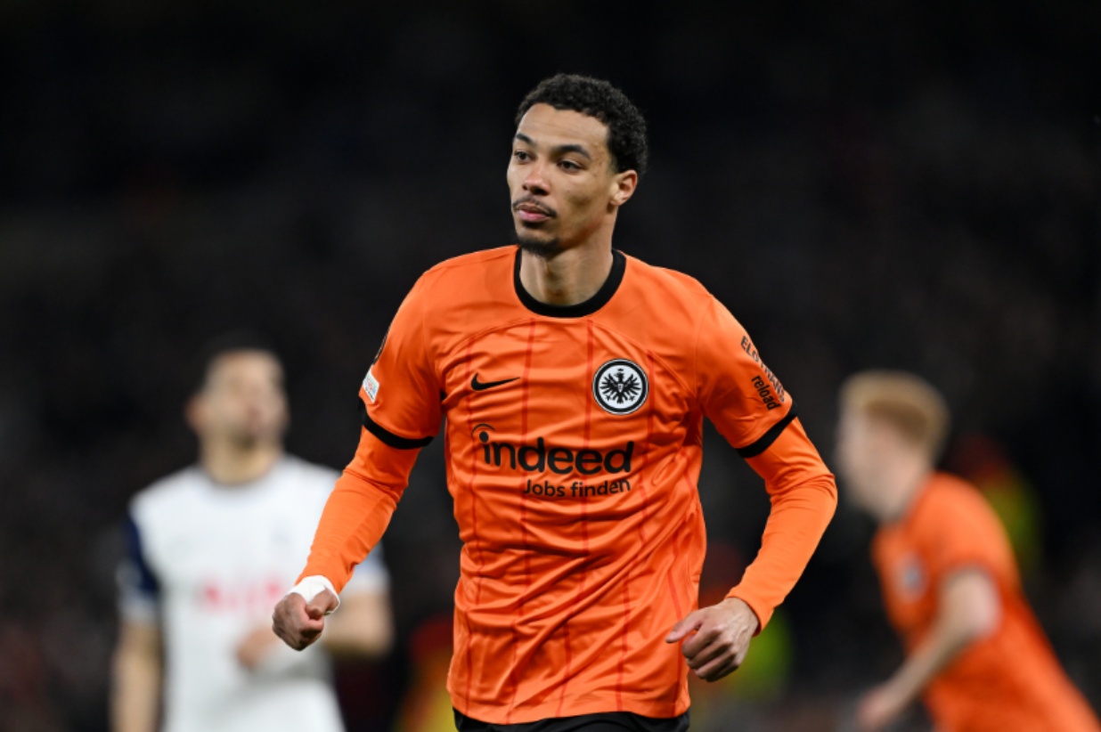 Liverpool are now 'advancing' in a move for Hugo Ekitike as Newcastle pull out of the race for the striker