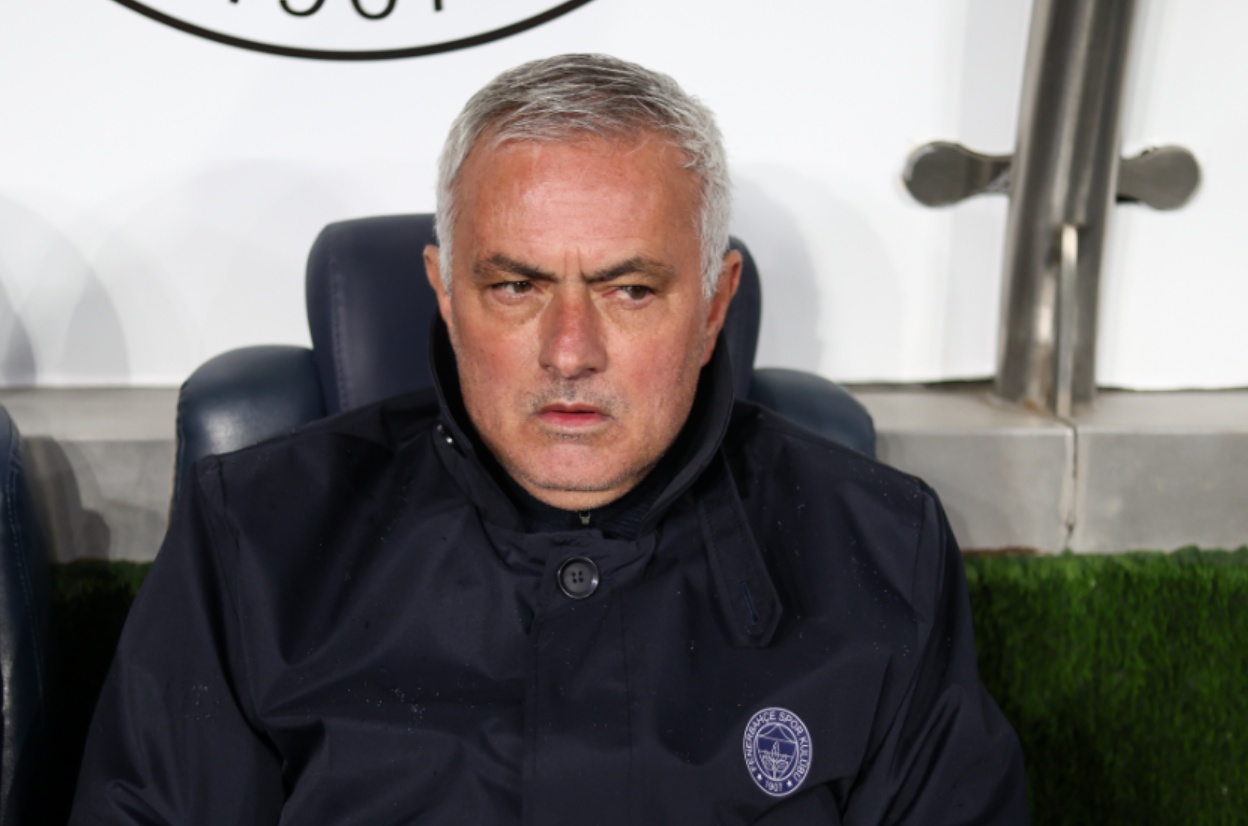 Federico Chiesa is set to snub Jose Mourinho's Fenerbahce in favour of a return to Serie A