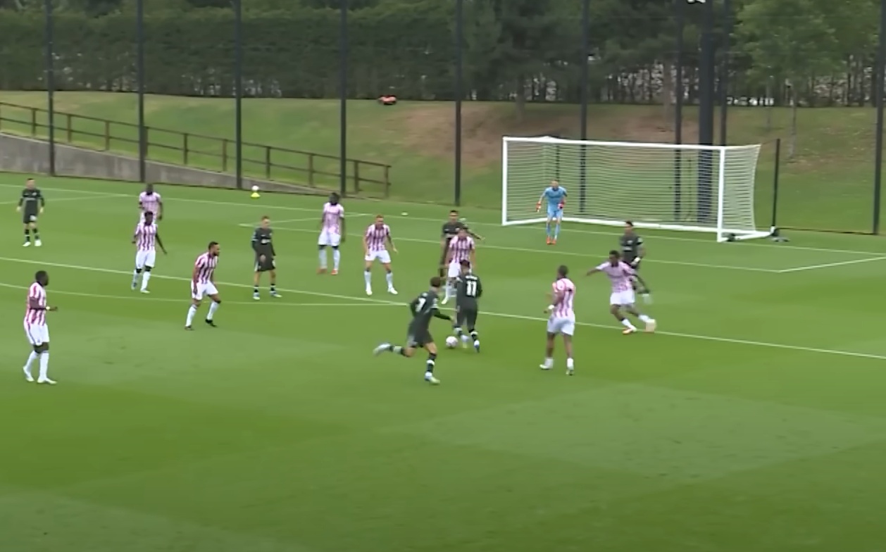 Mo Salah played a delightful no-look pass in the lead-up to Darwin Nunez's hat-trick goal against Stoke