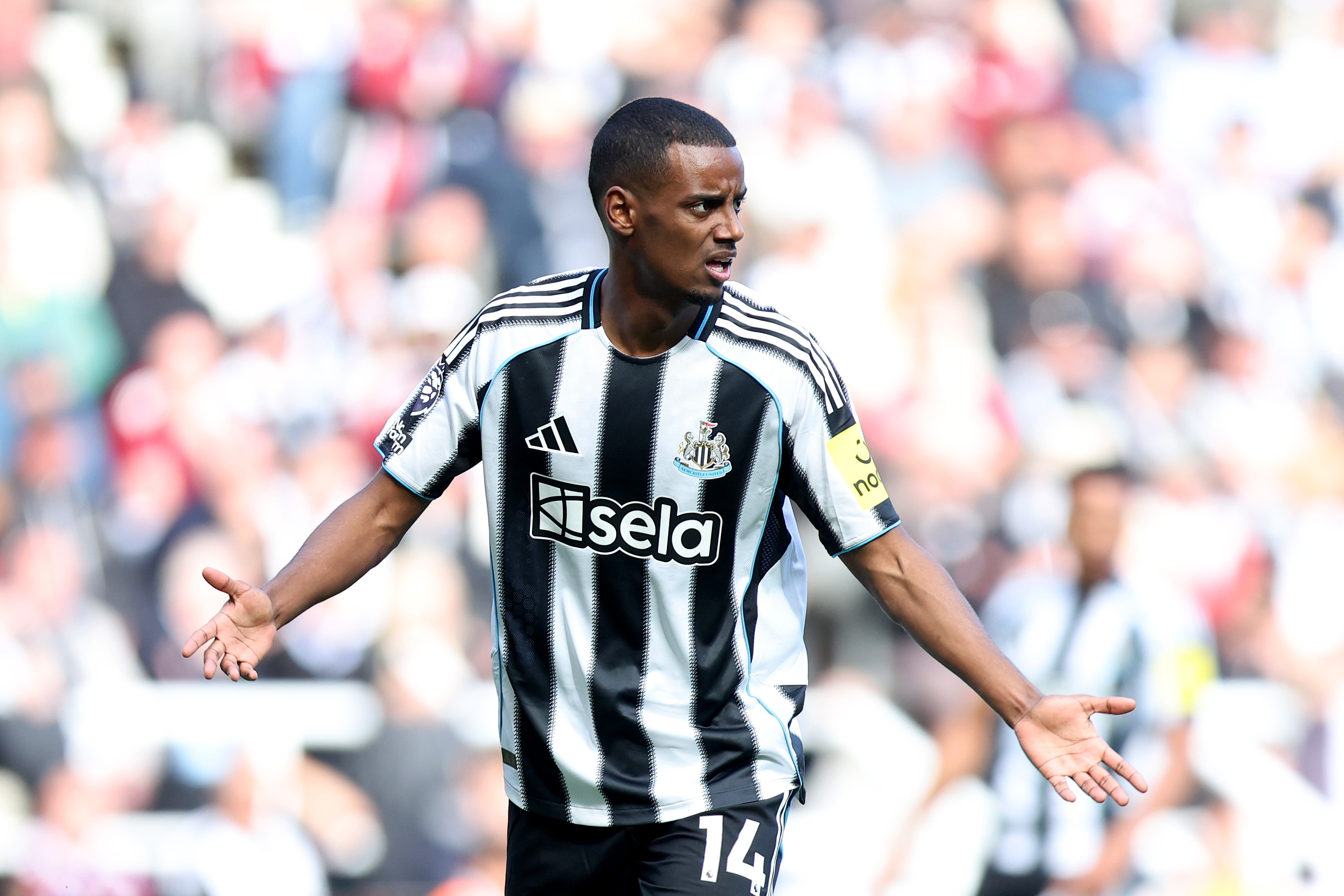 Jamie Carragher has claimed that Newcastle 'should sell' Alexander Isak