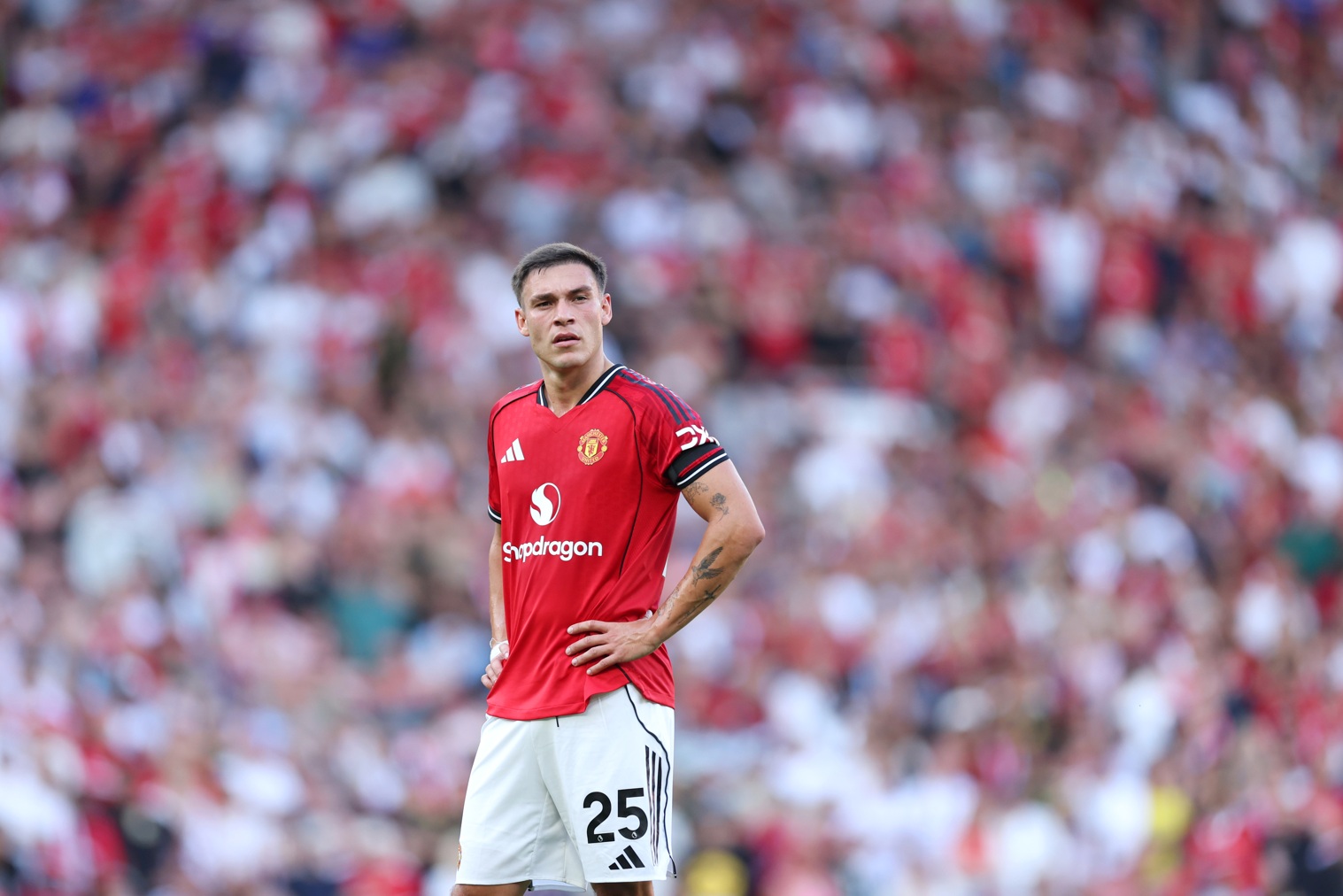 Could Liverpool make a shock move for Manuel Ugarte?