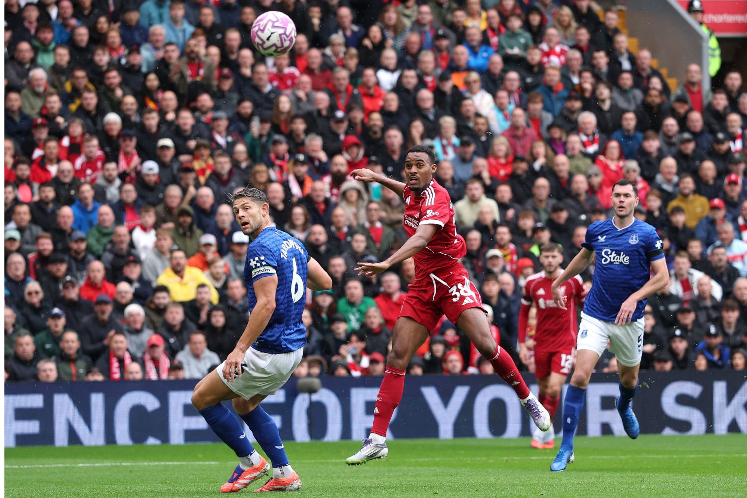 Ryan Gravenberch scores against Everton