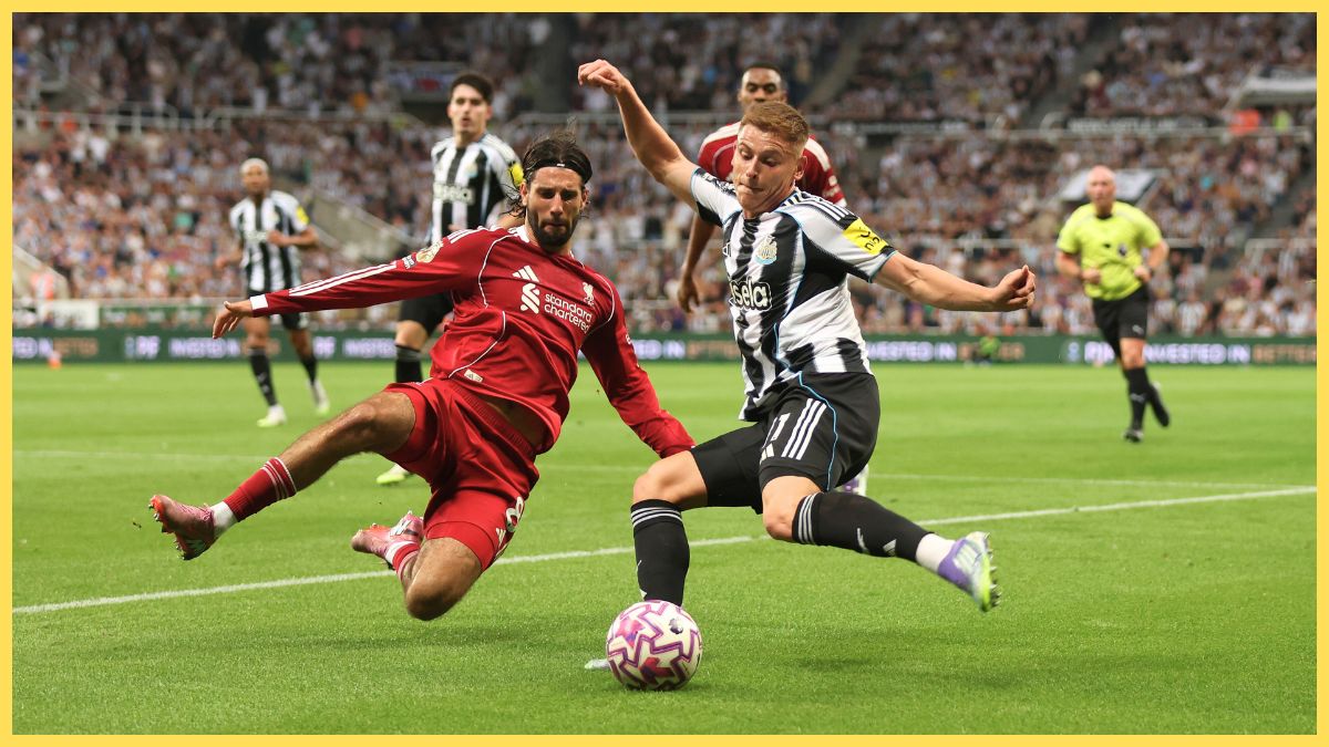 Harvey Barnes and Dominik Szoboszlai compete for the ball
