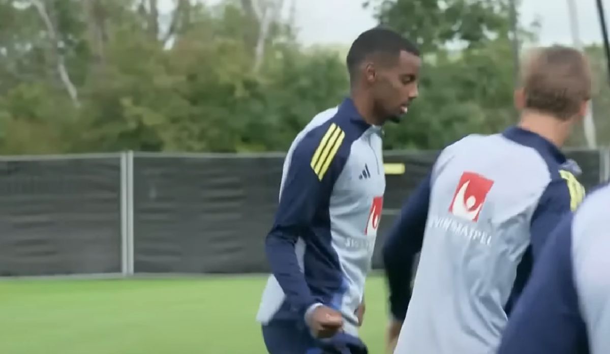 Alexander Isak could make Liverpool debut from the bench against Burnley