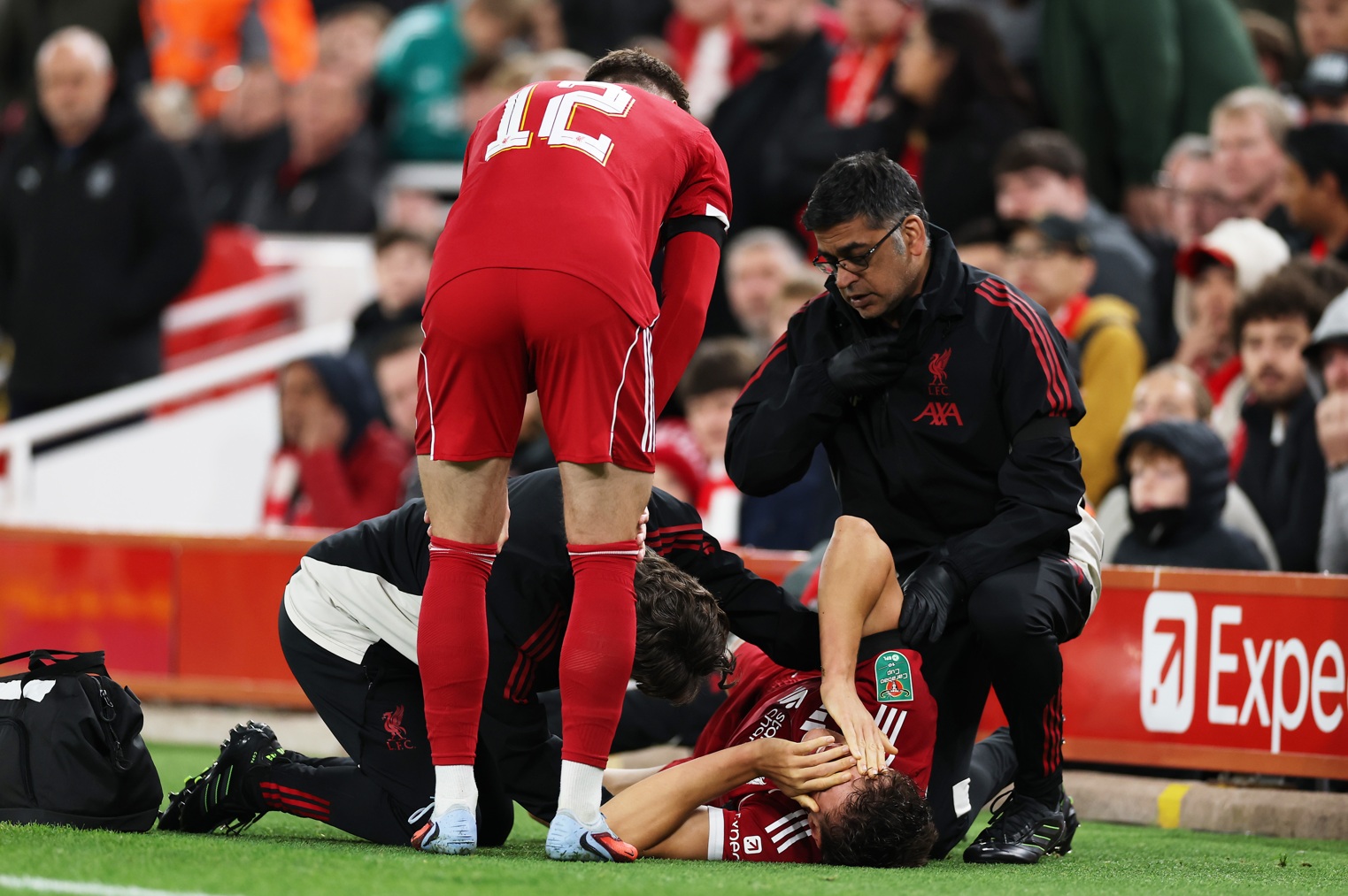 Giovanni Leoni is awaiting the results of a scan on the injury he suffered against Southampton
