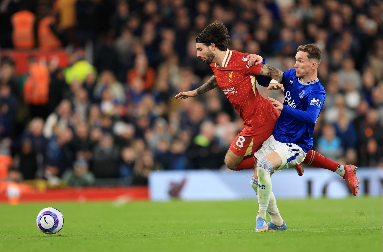 Liverpool defeated Everton 1-0 at Anfield in the most recent Merseyside derby