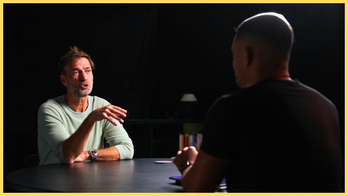 Jurgen Klopp speaks with Steven Bartlett