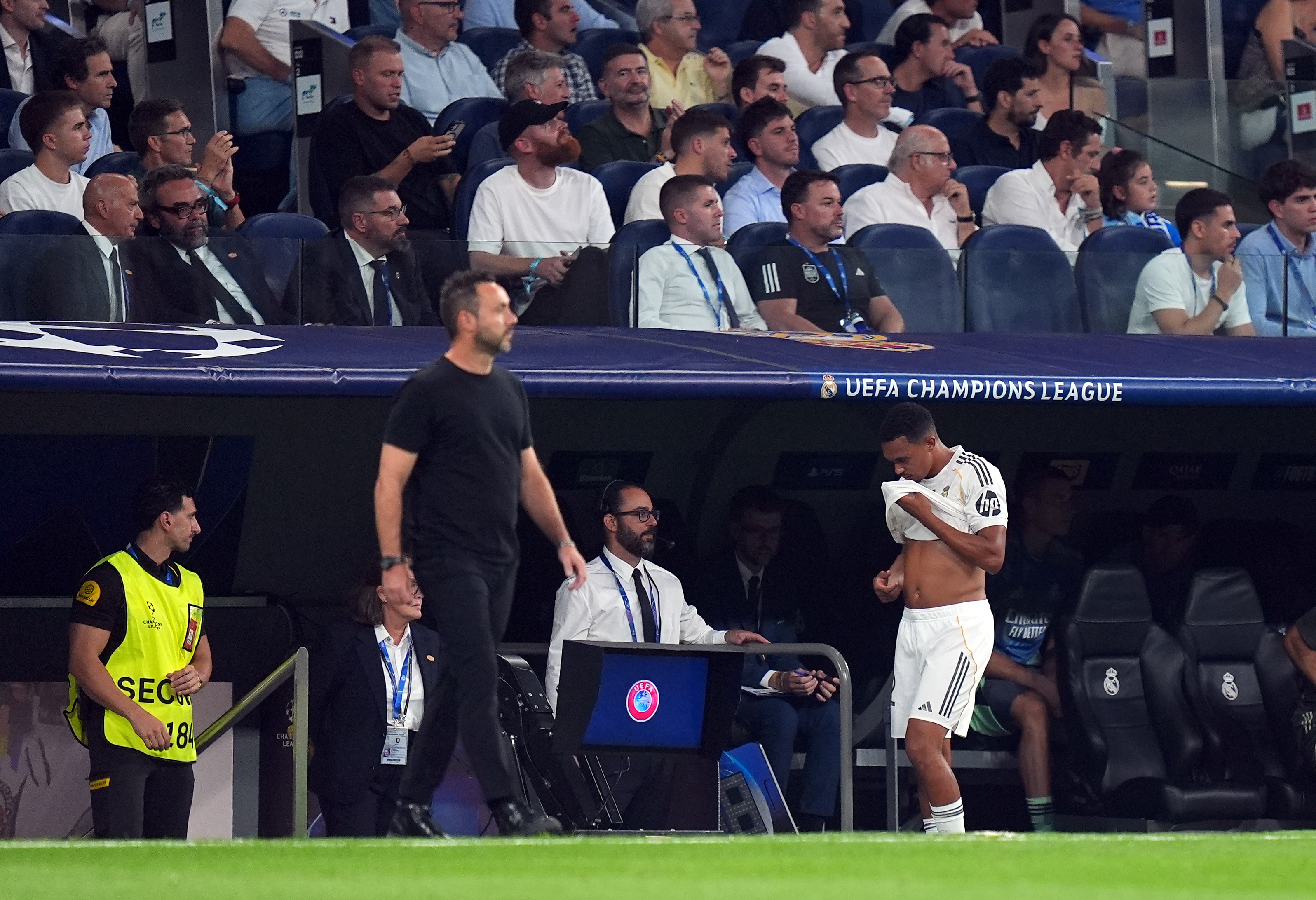 Trent Alexander-Arnold went off injured in Real Madrid's win over Marseille last month