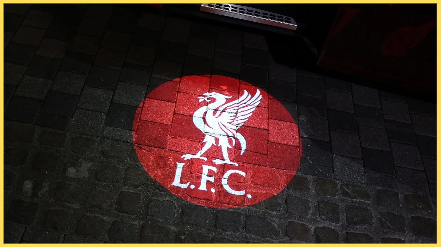 Liverpool have reportedly paused negotiations over a new contract for Arne Slot