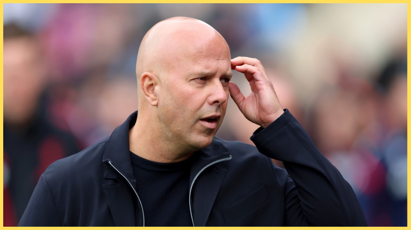 Arne Slot has insisted that Hugo Ekitike and Alexander Isak can work together effectively