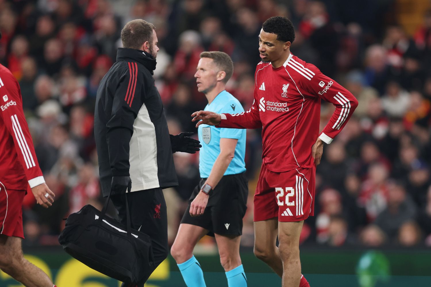 Hugo Ekitike receives medical attention after injury against PSV