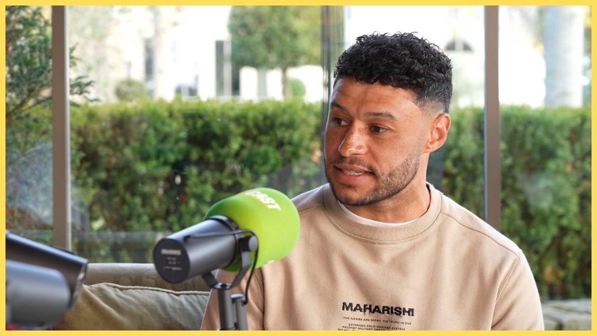 Alex Oxlade-Chamberlain speaks about Curtis Jones