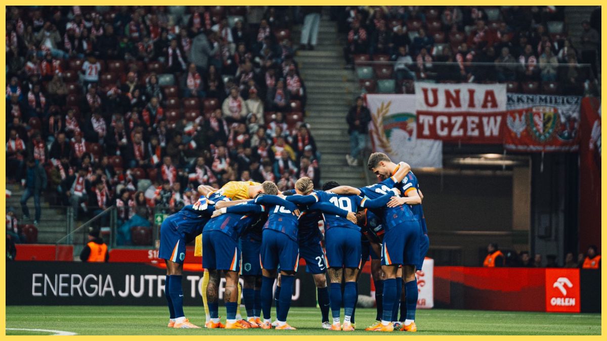 Ryan Gravenberch, Cody Gakpo and Virgil van Dijk with the Dutch squad before playing Poland