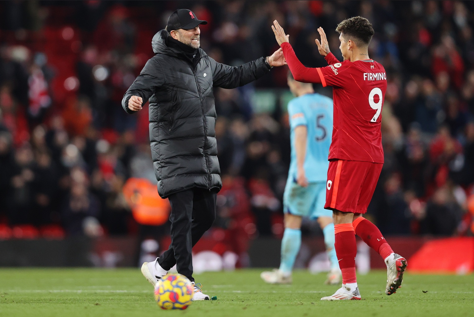 Bobby Firmino believes that Jurgen Klopp will go back into club management