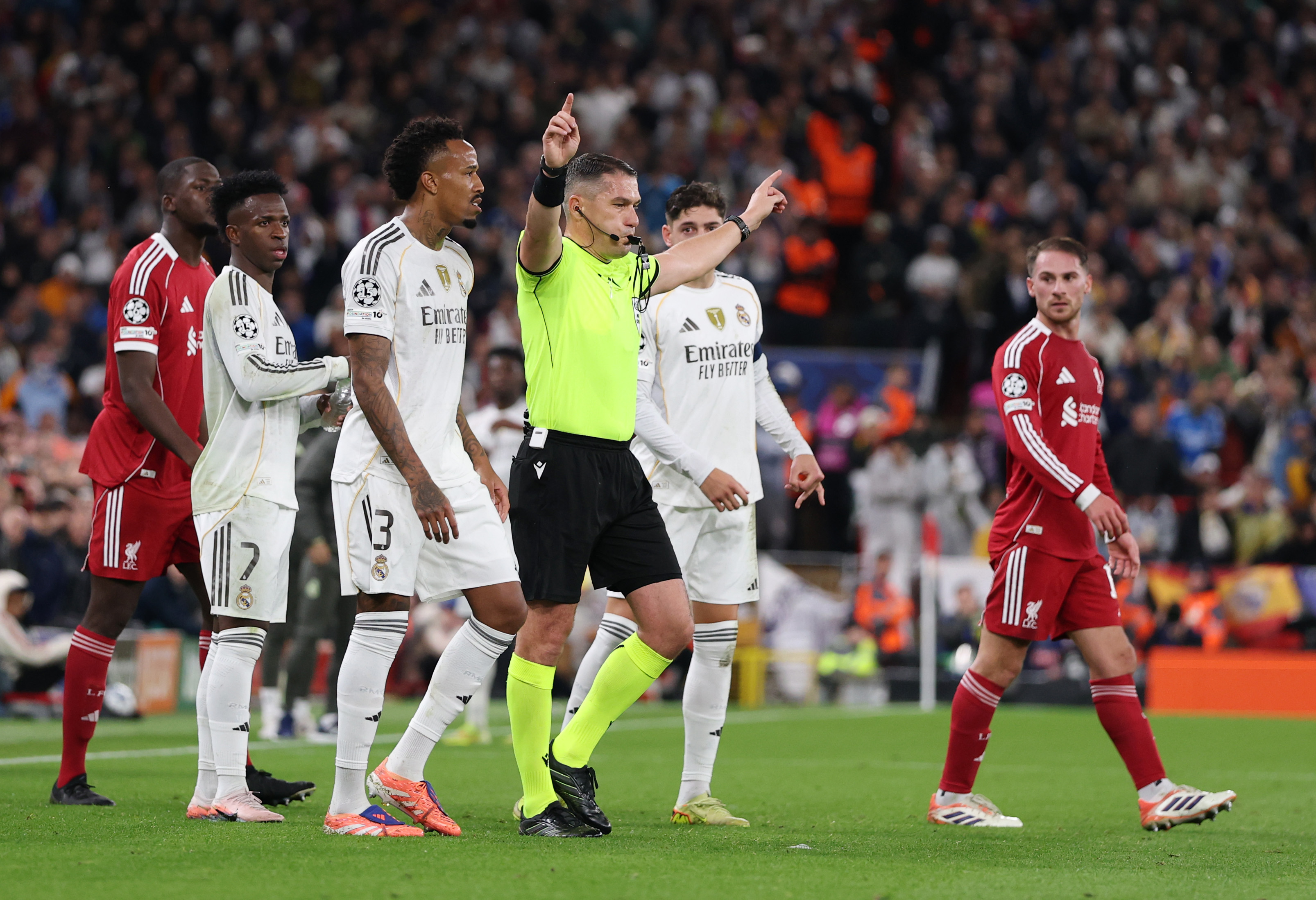 Istvan Kovacs overturned his original decision of a handball by Real Madrid midfielder Aurelien Tchouameni