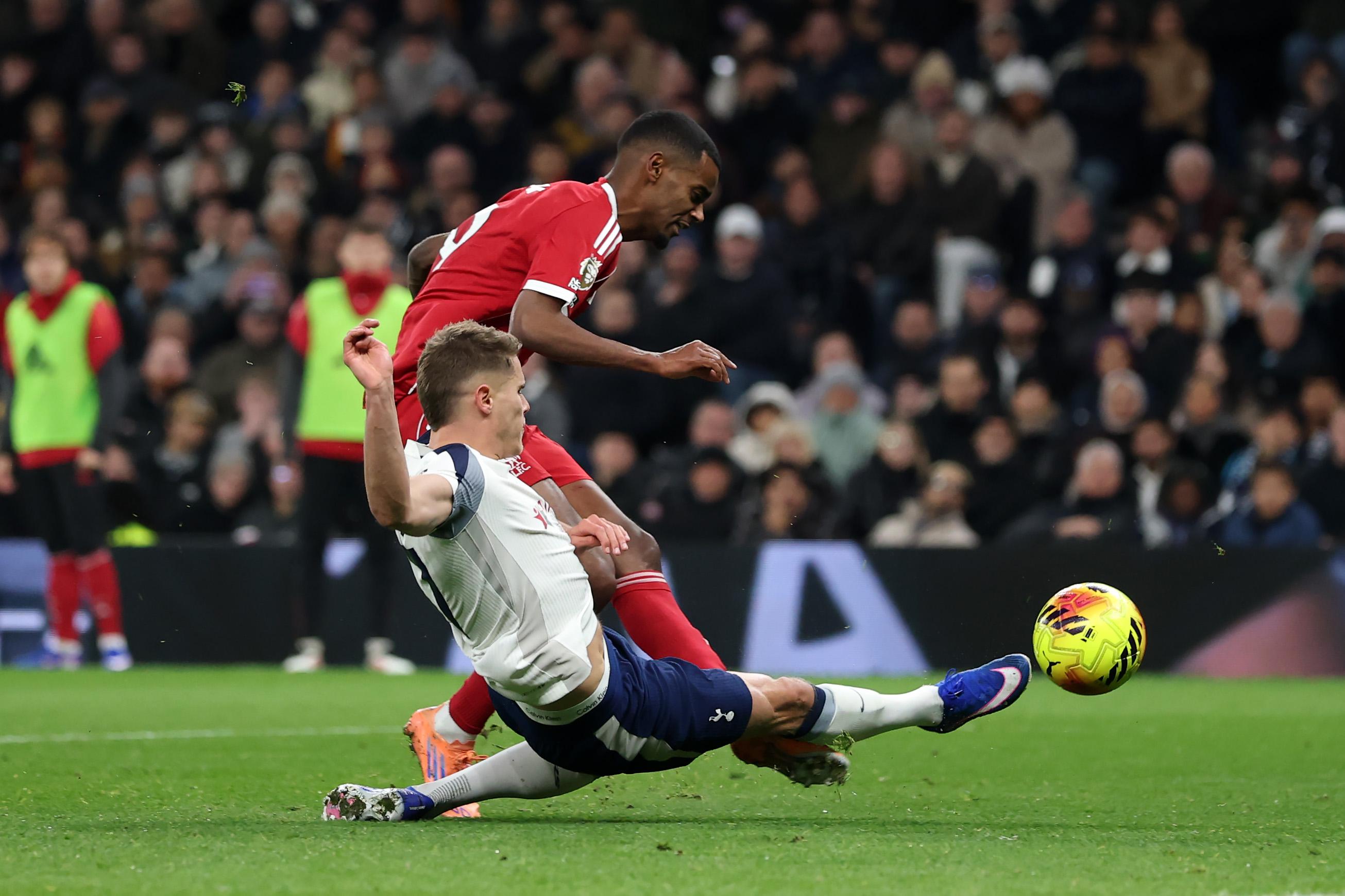 Alexander Isak suffered a fractured fibula when tackled by Micky van de Ven