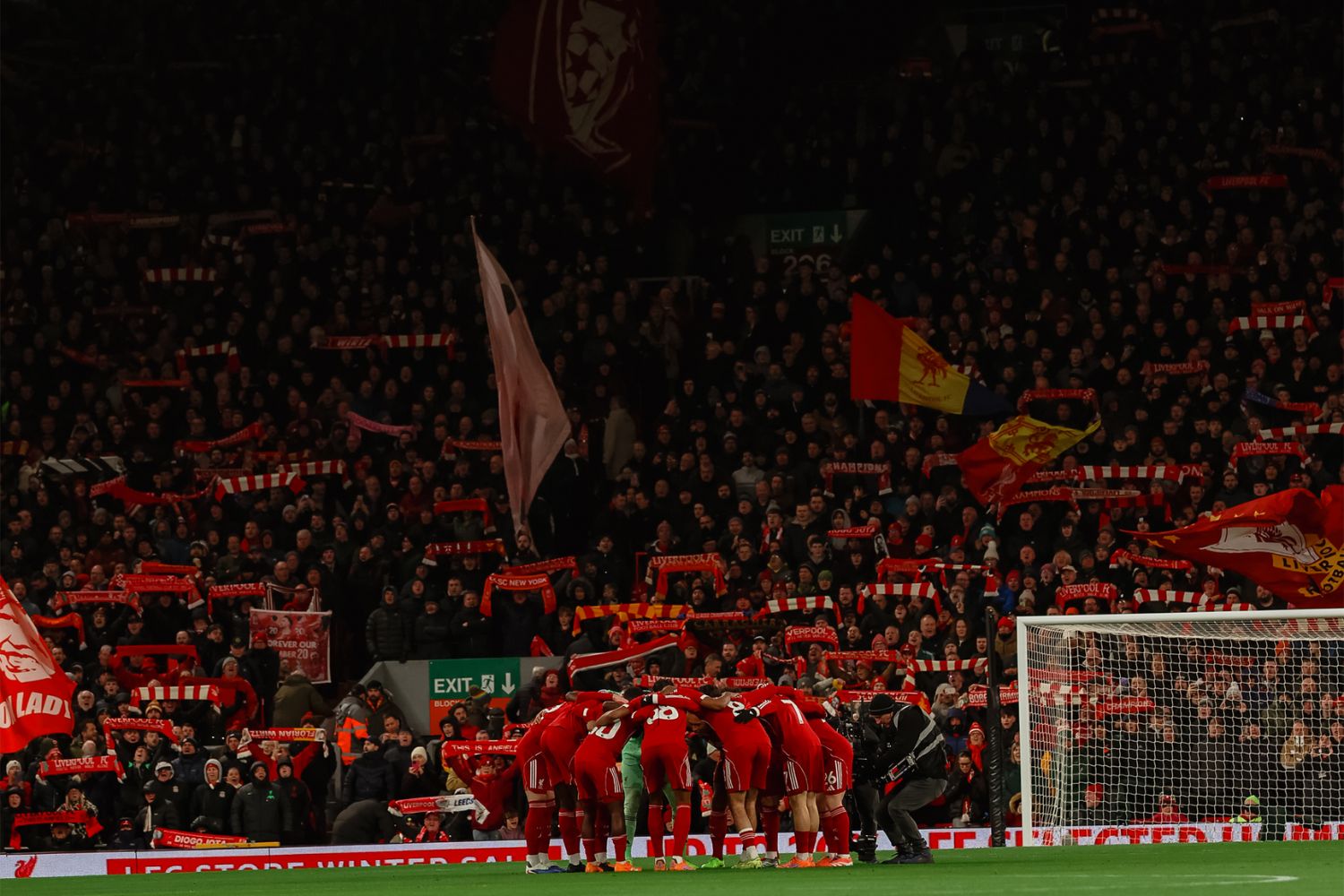 Liverpool squad before Leeds game
