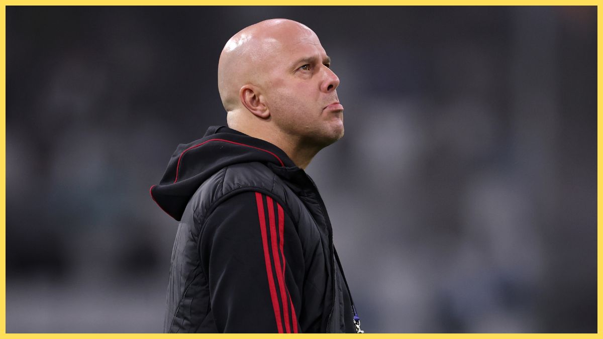 Arne Slot reacts ahead of kick-off against Marseille