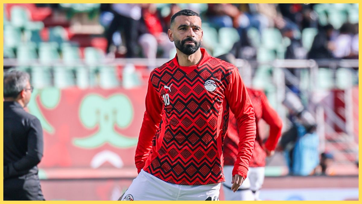 Mo Salah warms up for Egypt at AFCON