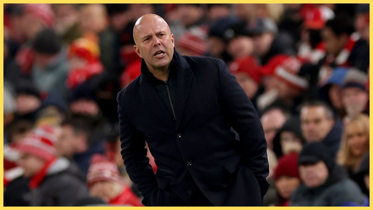 Arne Slot reacts against Leeds