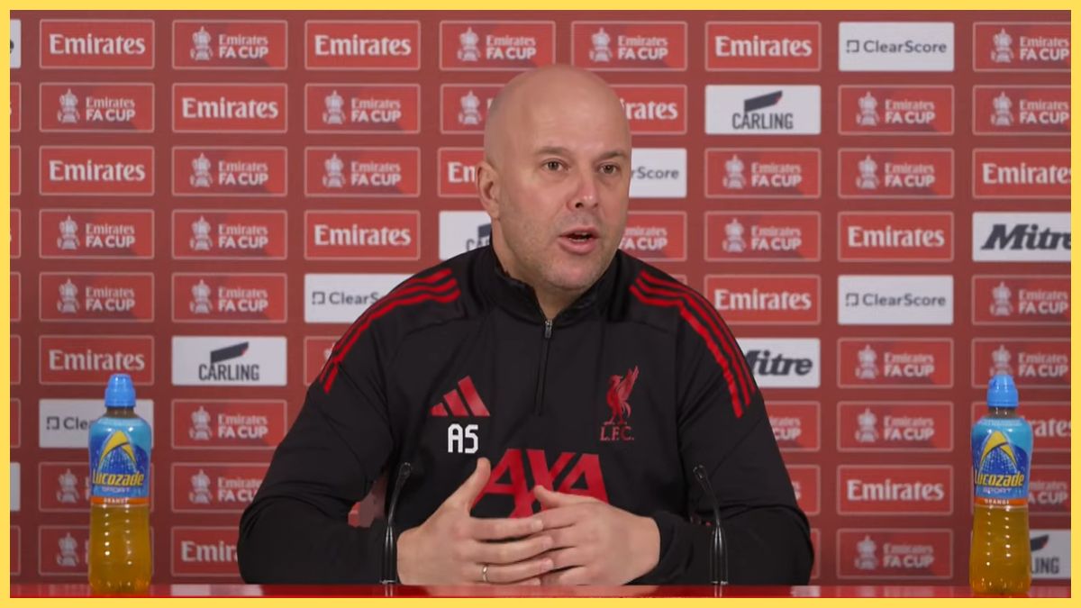 Arne Slot provides a Wataru Endo injury update