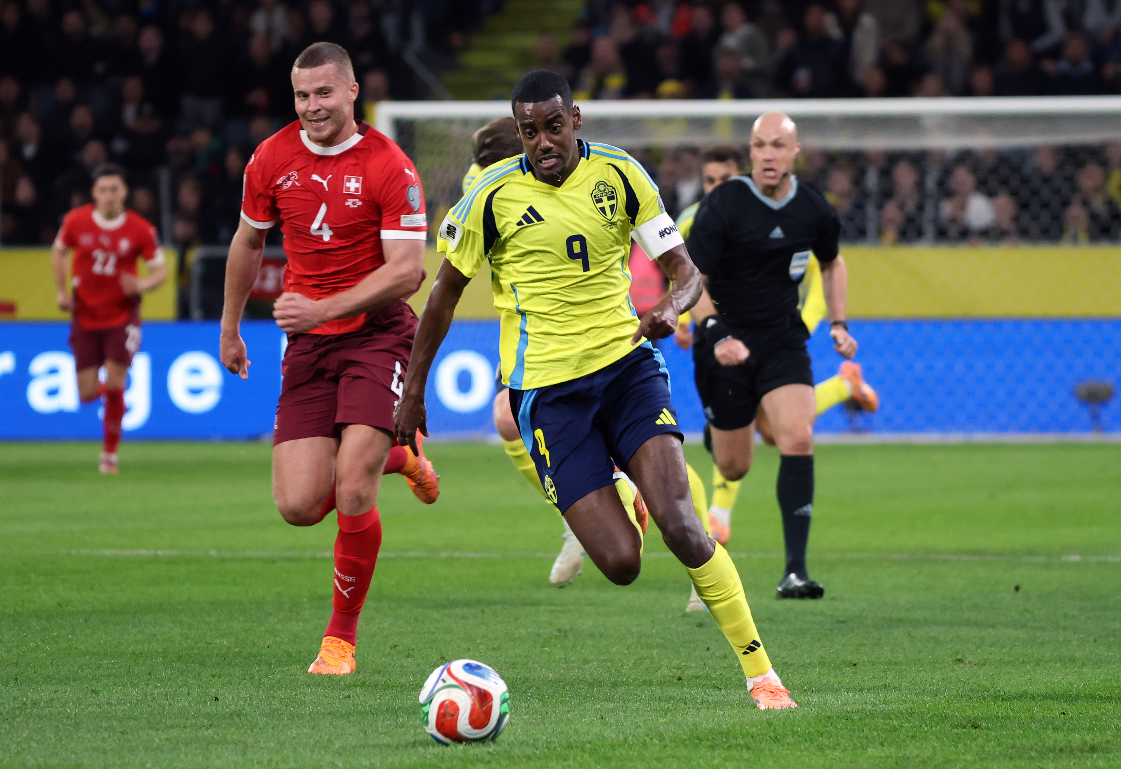 Alexander Isak is in a race against time to be fit for Sweden's World Cup play-off against Ukraine on 26 March
