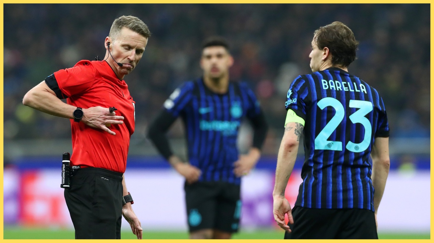 Nicolo Barella speaks to the referee during Inter's defeat to Bodo/Glimt