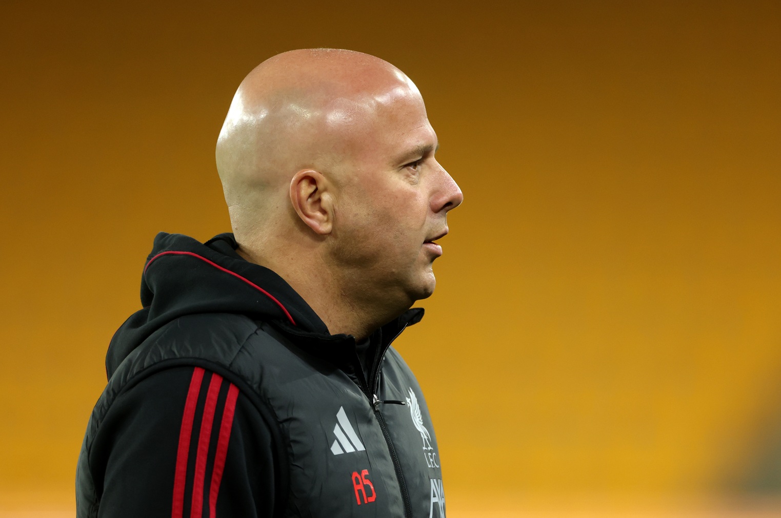 Jermaine Pennant called out Arne Slot over his tactics in Liverpool's defeat to Wolves