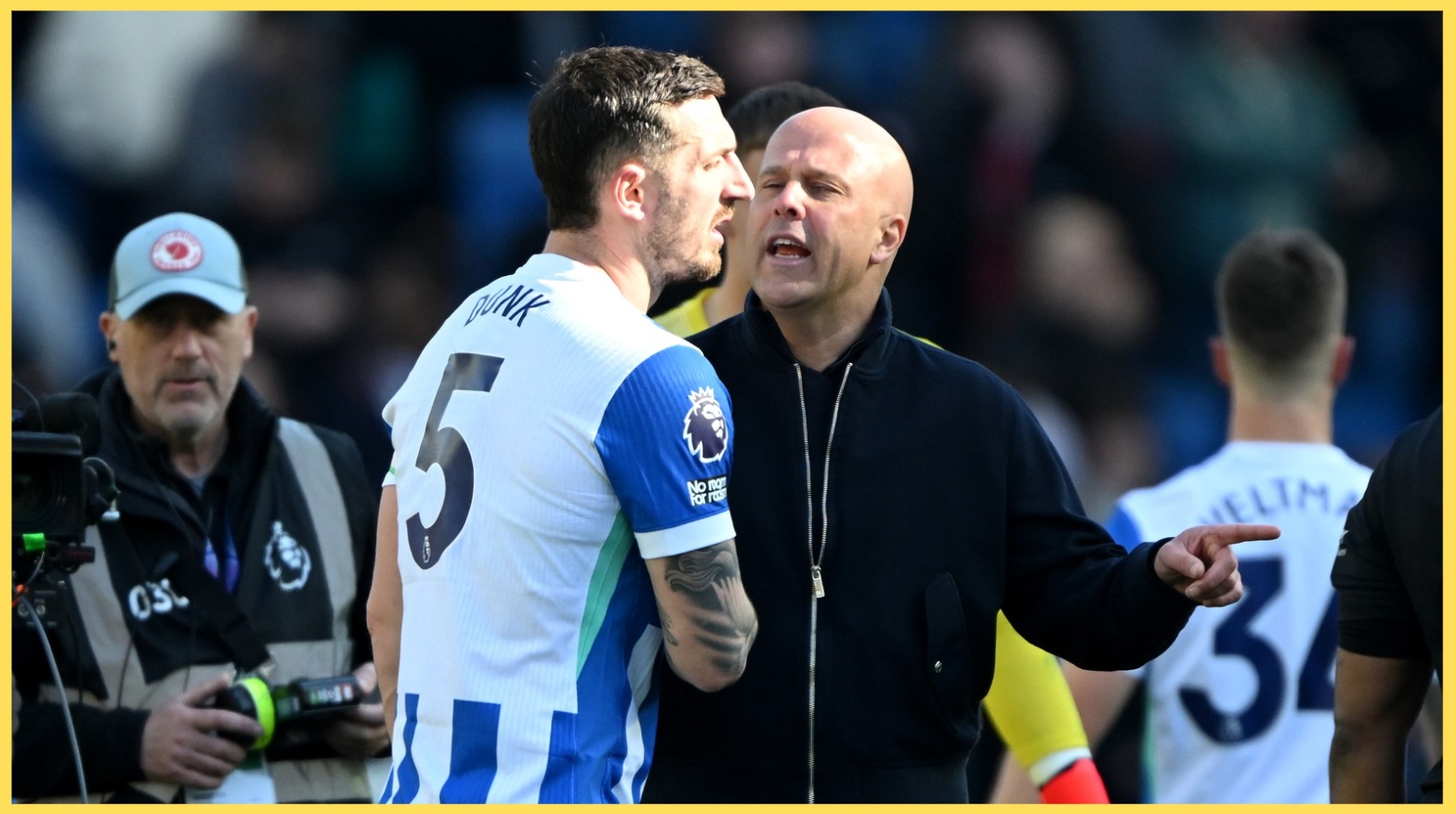 Steven Gerrard and ex-PGMOL chief agree on contentious refereeing decision in Liverpool defeat