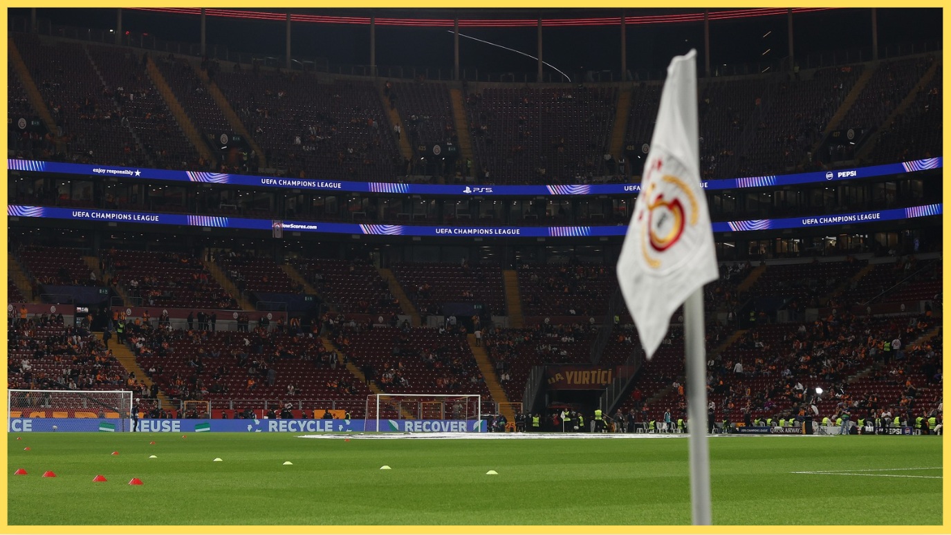 A picture of the corner flag at Galatasaray's Rams Park stadium