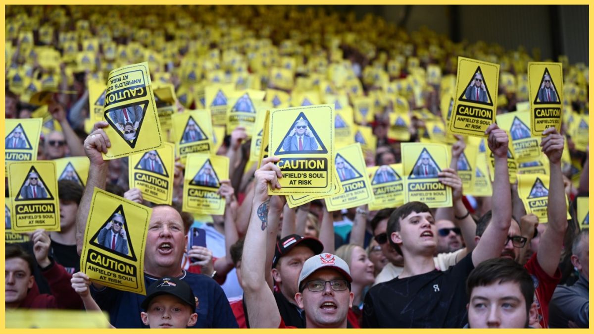 Liverpool fans send powerful message to FSG during Palace game