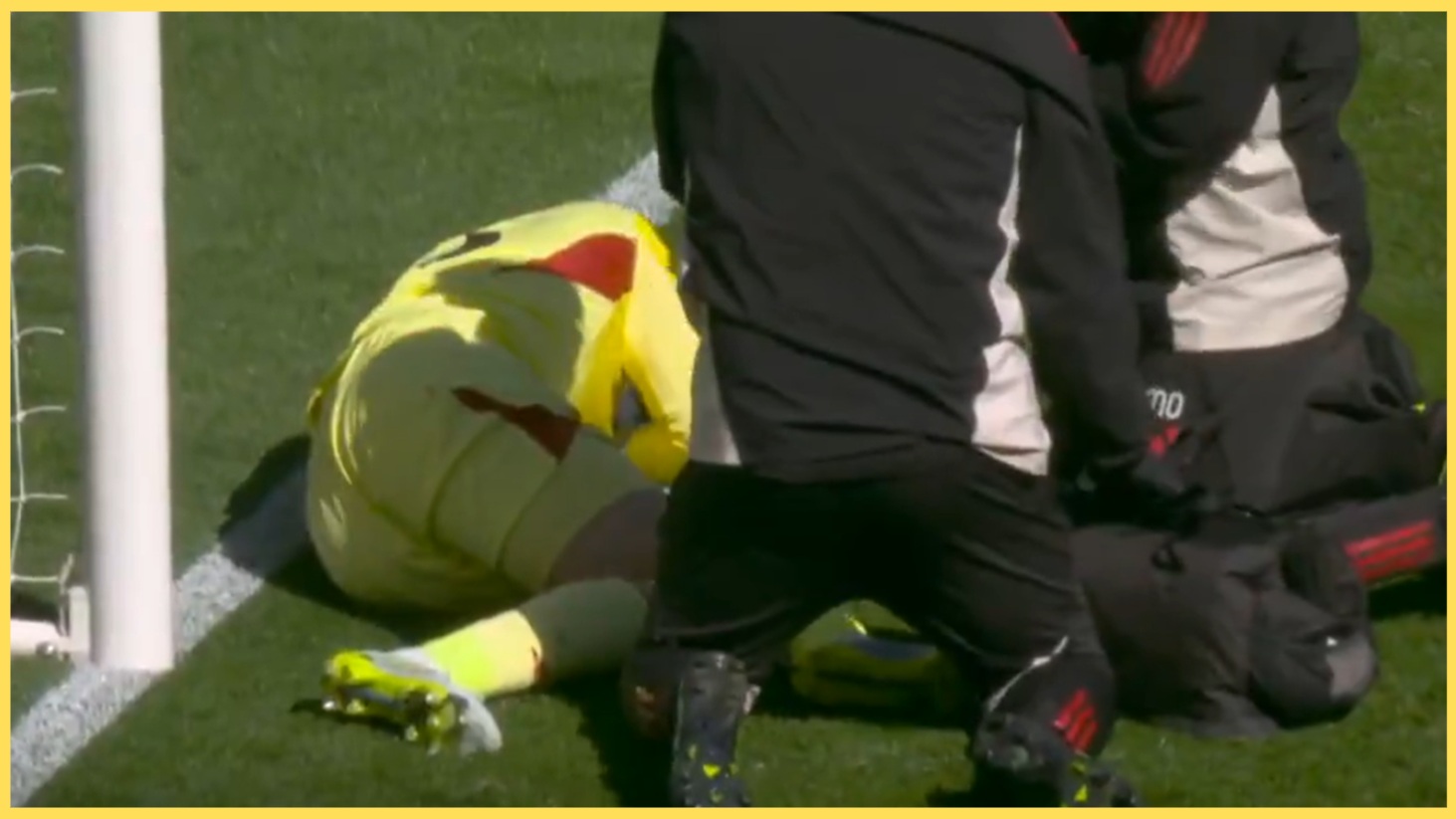 Giorgi Mamardashvili was forced off with injury in the Merseyside derby