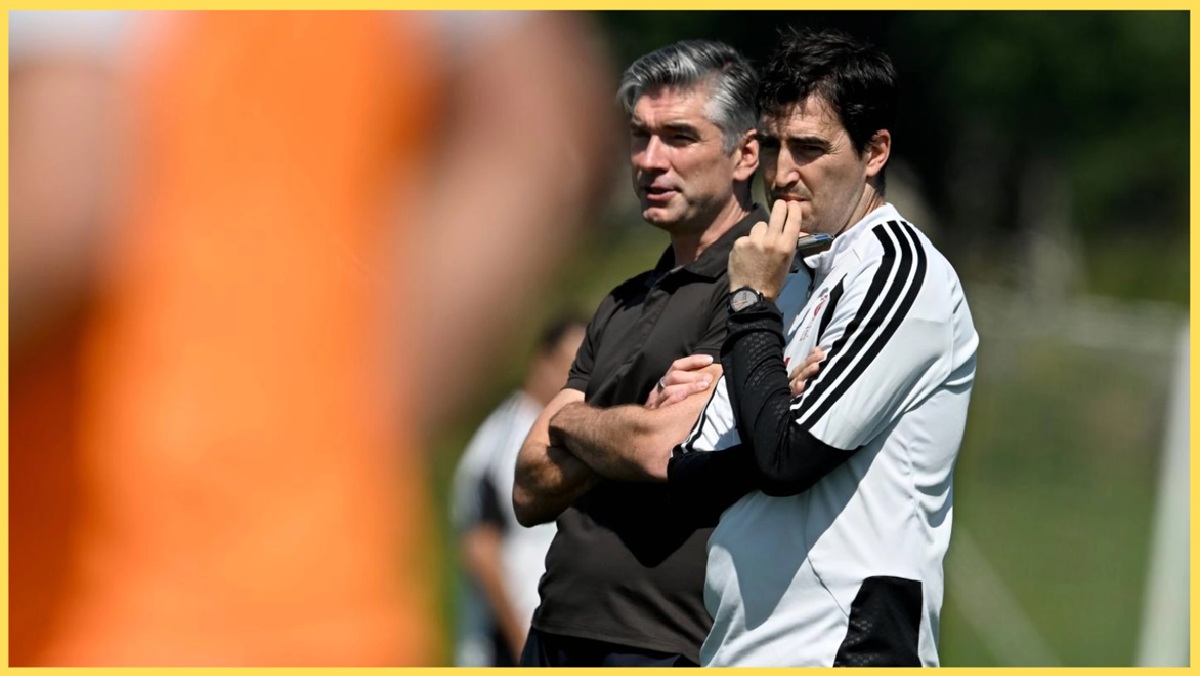 Andoni Iraola and Richard Hughes watch on as senior Liverpool duo join under-21s in training