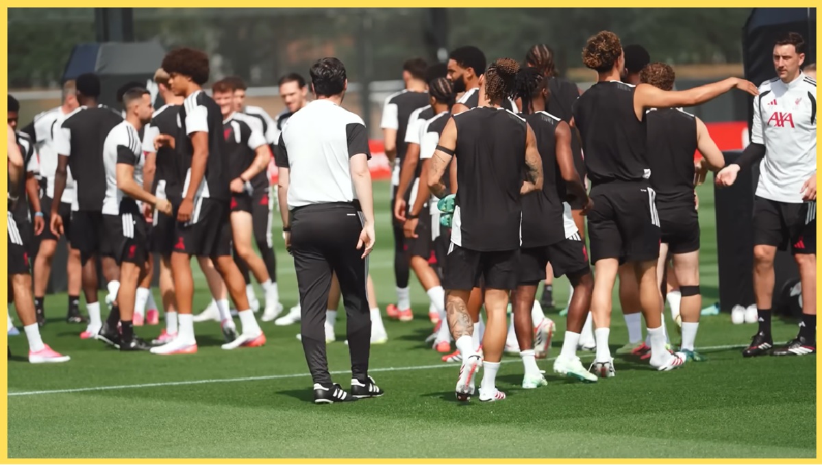 Report: Clubs queuing up to sign two Liverpool defenders who’ve been included on US tour