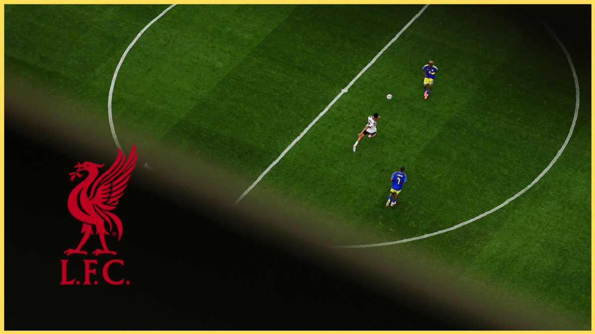 ‘He would suit Liverpool…’ – PL-winning defender claims £85m star would be perfect for Iraola